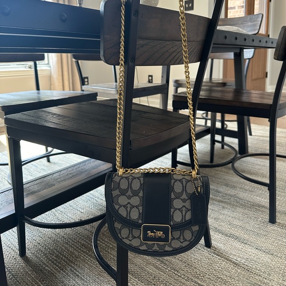 Coach Alie Saddle Crossbody in Signature Jacquard - Picture 4 of 6